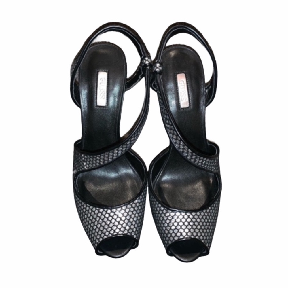 Guess peep toe platform evening pumps 8.5